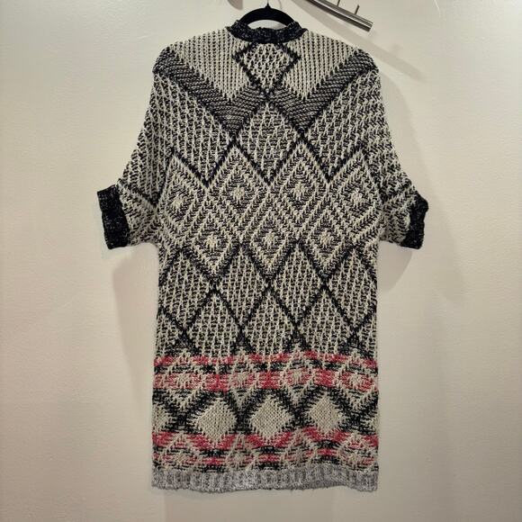 Cabi Short Sleeve Dolman Aztec Print Open Cardigan Sweater – Size Small - Picture 3 of 15
